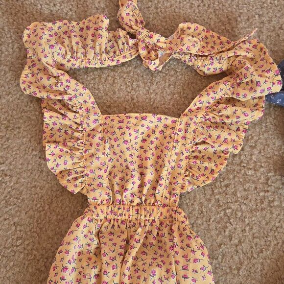Bailey’s Blossoms Set Of 2 Rompers Size 9-12 Months - Picture 2 of 11